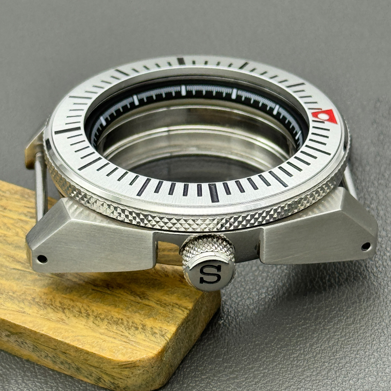 NH35 NH36 Case Sapphire Crysta - огляд і ціна Citizen Watch Tsuyosa